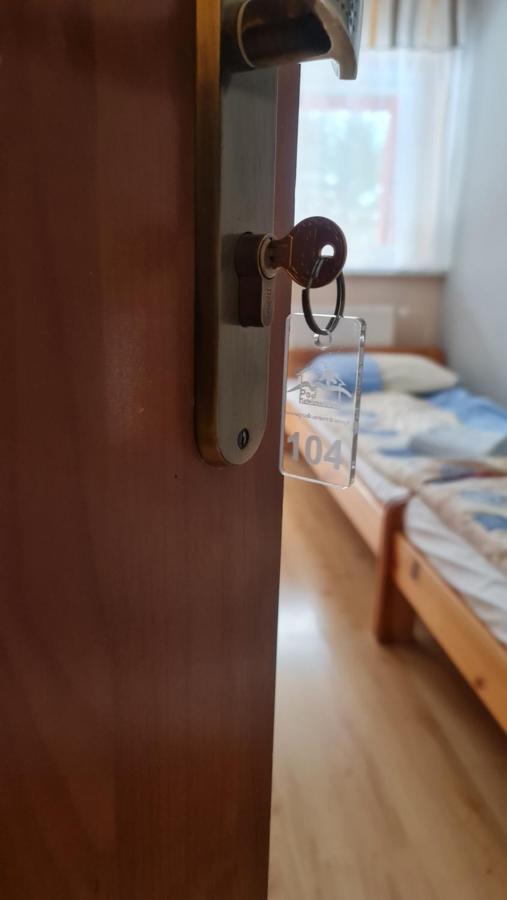 Pod Kamiennikiem Hotel Trzemesnia Exterior foto