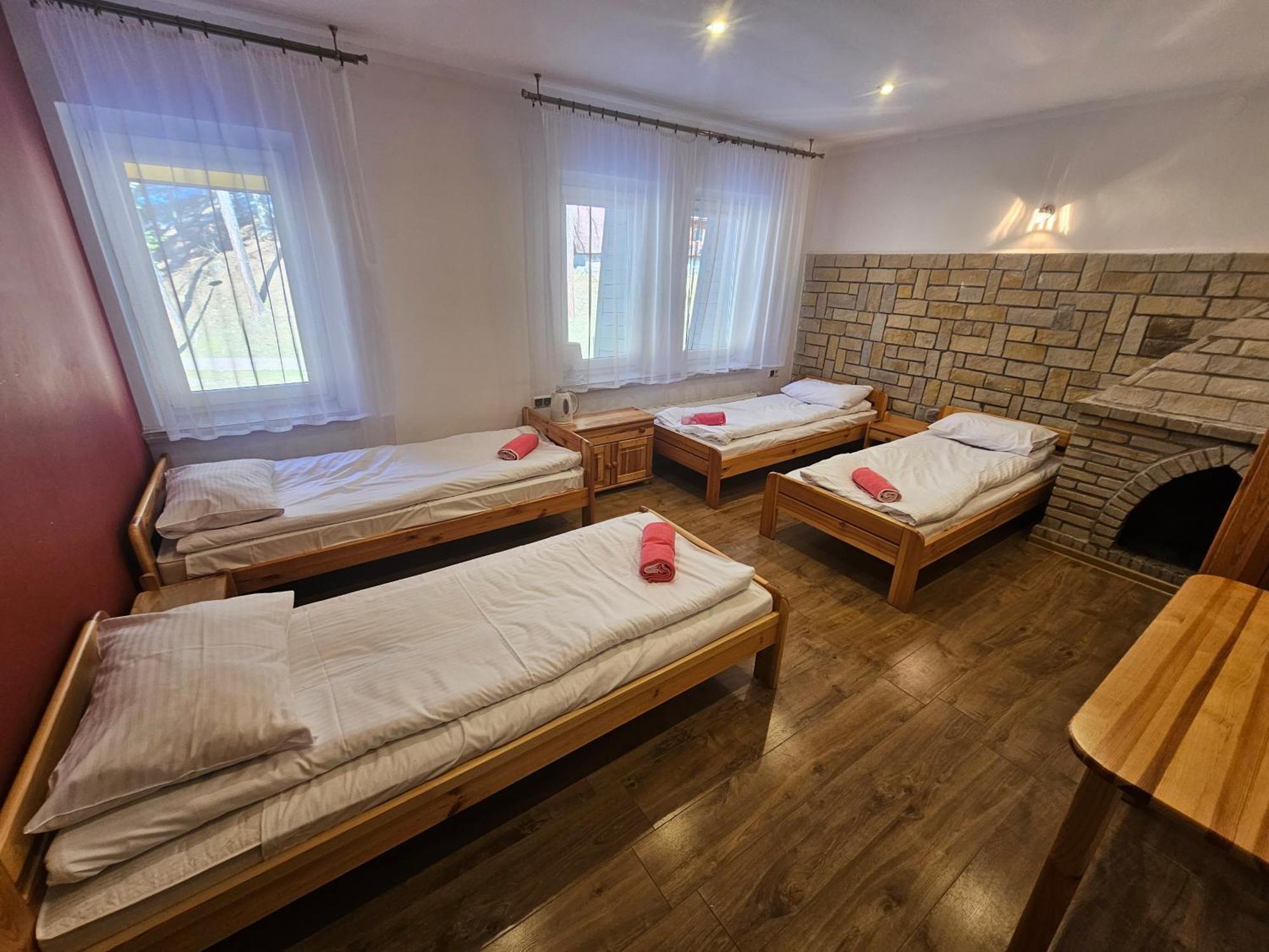 Pod Kamiennikiem Hotel Trzemesnia Exterior foto