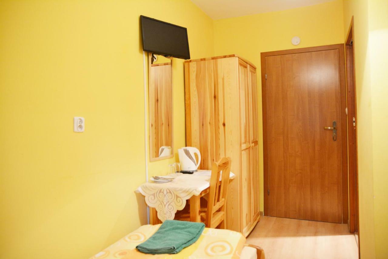 Pod Kamiennikiem Hotel Trzemesnia Exterior foto